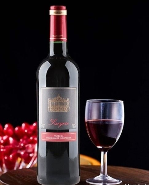 (力士金红酒各年份价格)力士金红酒历年评分排行：不同年份的品质盛宴。